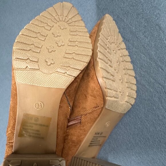 Maurices Womens 9.5 Cognac Brown Pointed Toe Ankle Side Zip Boots Booties NWT - Picture 11 of 11